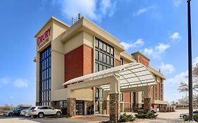 Drury Inn & Suites St. Louis St. Peters